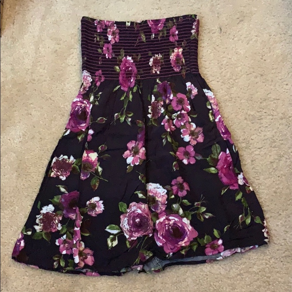 Strapless dress